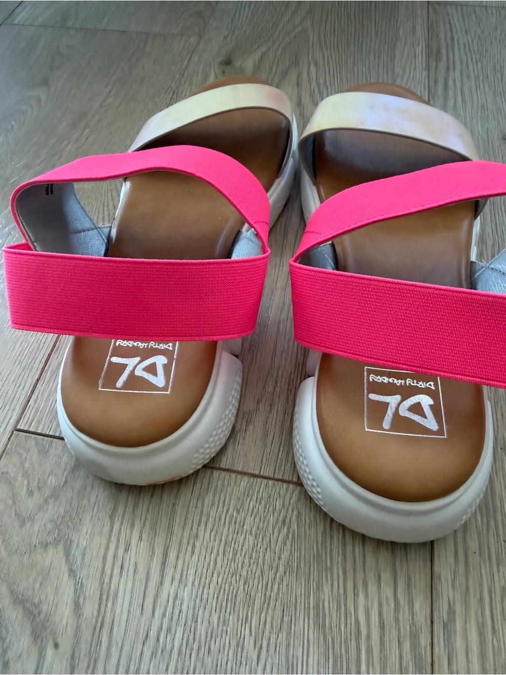 Brand New Dirty Laundry Hot Pink Sandals with Iridescent Rainbow Strap - Picture 4 of 7